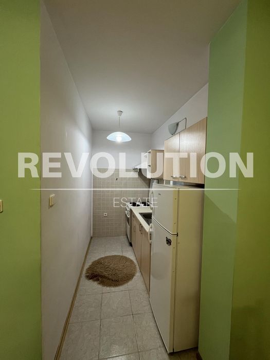 Дава се под наем Двустаен апартамент в Пловдив, Център - 65 кв.м за 375 € - Снимка #2