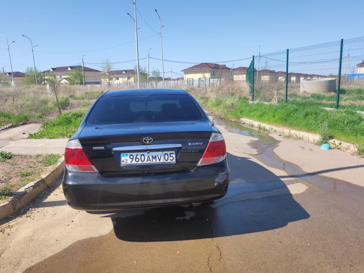 Продам машину Toyota Camry