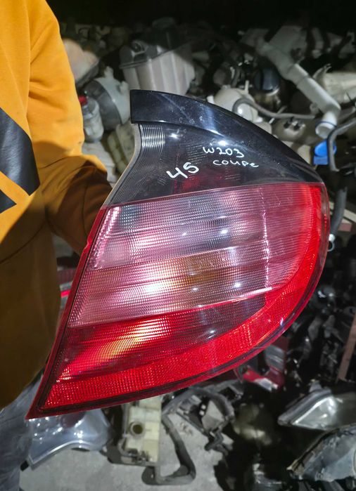 Стоп за Mercedes C‑Class (W203/C203, 2000–2007 г.)