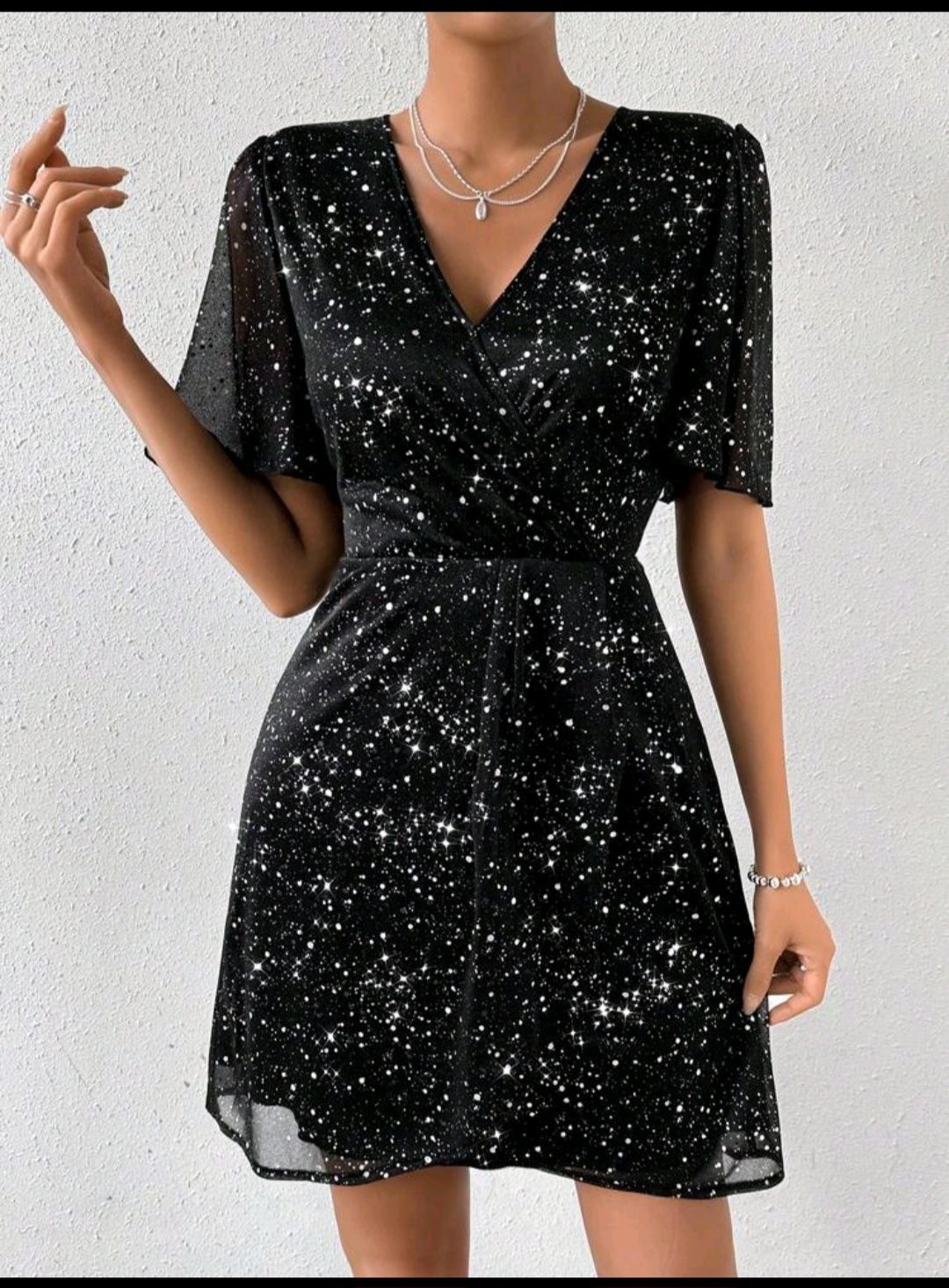 Rochie elegantă nouă mărimea L