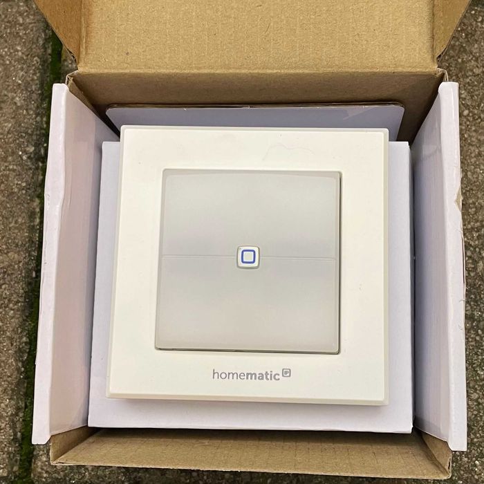 Homematic IP 152020A0 – Modul comutator cu lumină de semnal