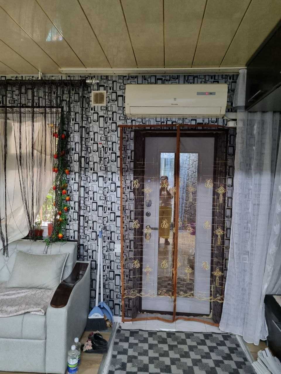 Продажа 4-х ком,Квартира,в джизаке.