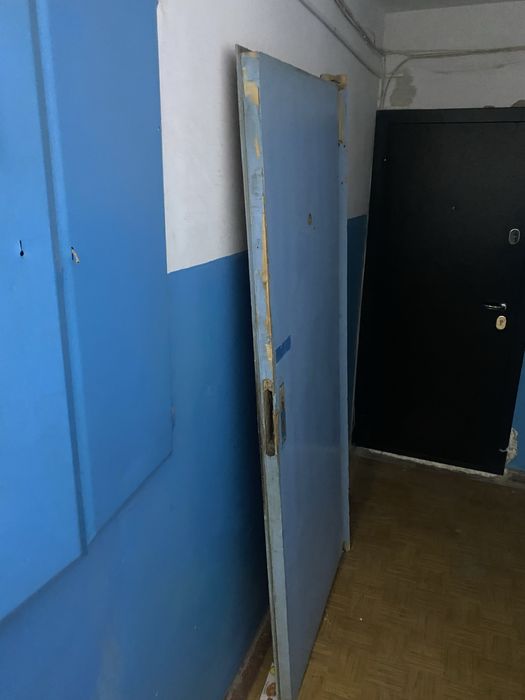 Деревянные входные двери