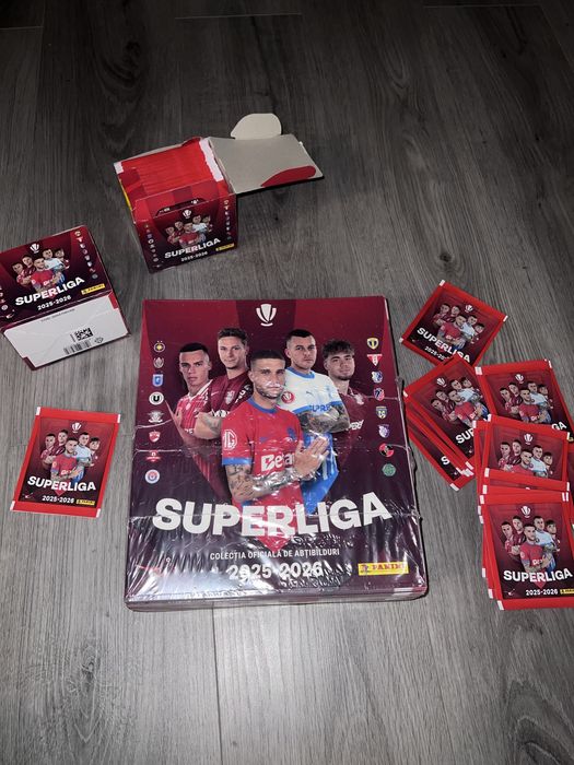 50 pachete stickere + 1 album