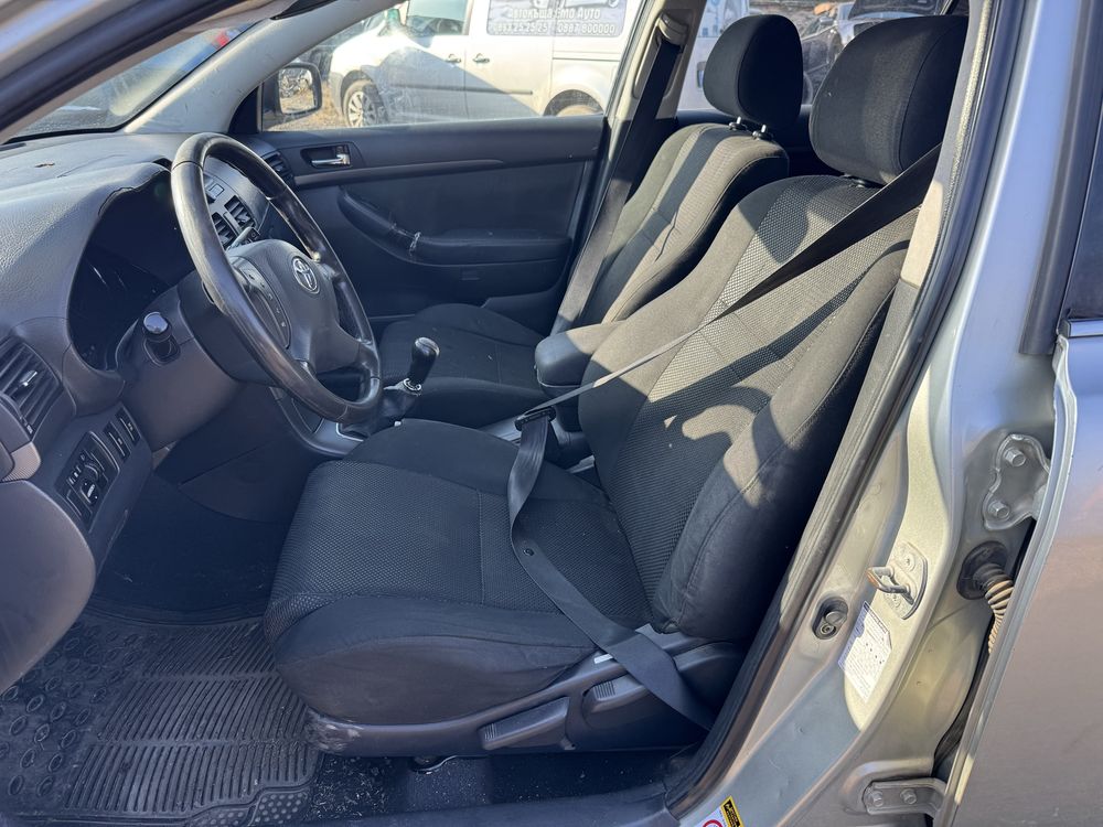 Toyota avensis 2.0 dizel само на части