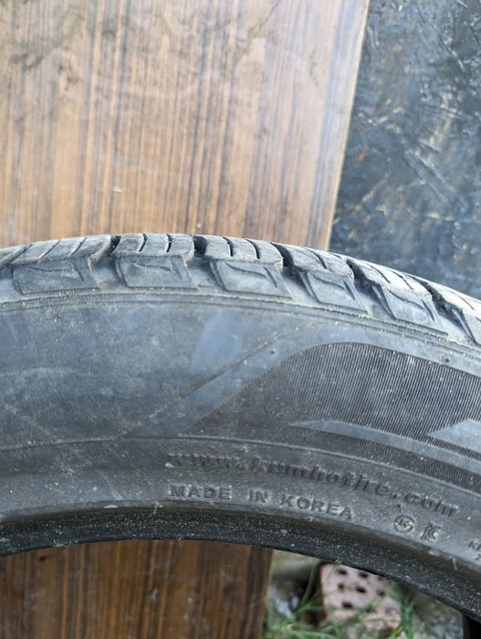255/50/19 Kumho Crugen Premium всесезонни