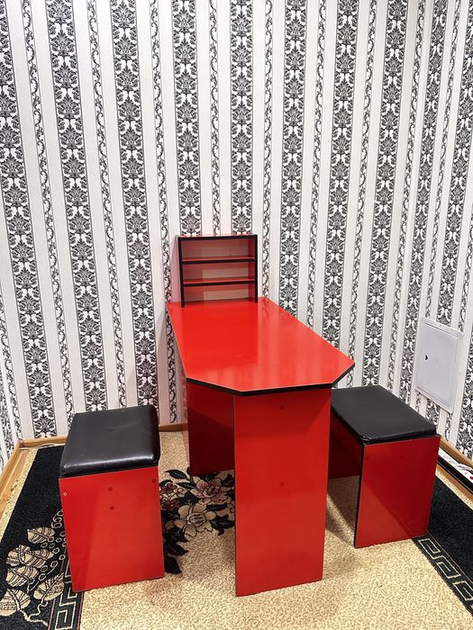 Manikyurniy stol, stul