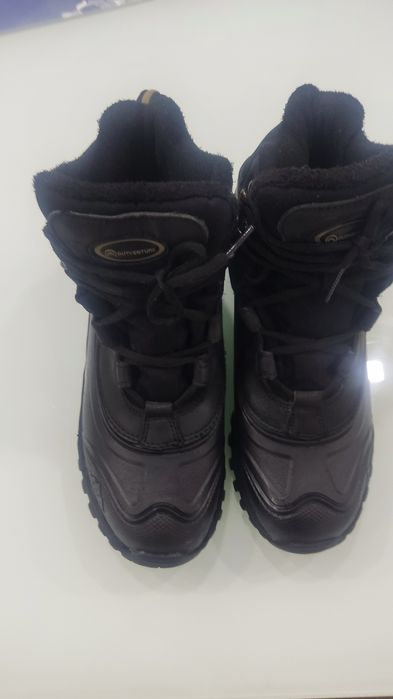 Продам ботинки зимние р 42