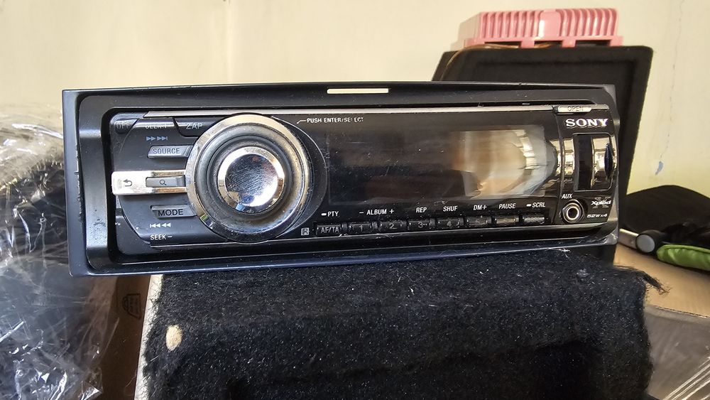 Pachet head-unit Sony+subwoofer+statie 150w RMS