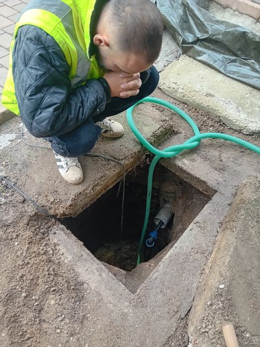 Curățire fantana puțuri alba