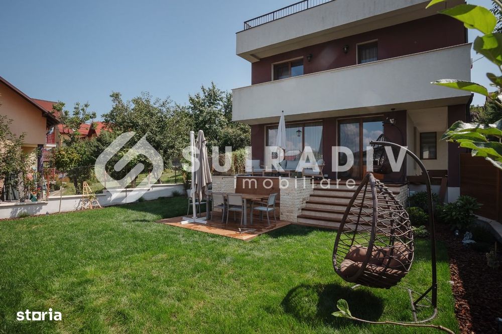 Casa de închiriat cu 6 camere, în zona Semicentrală