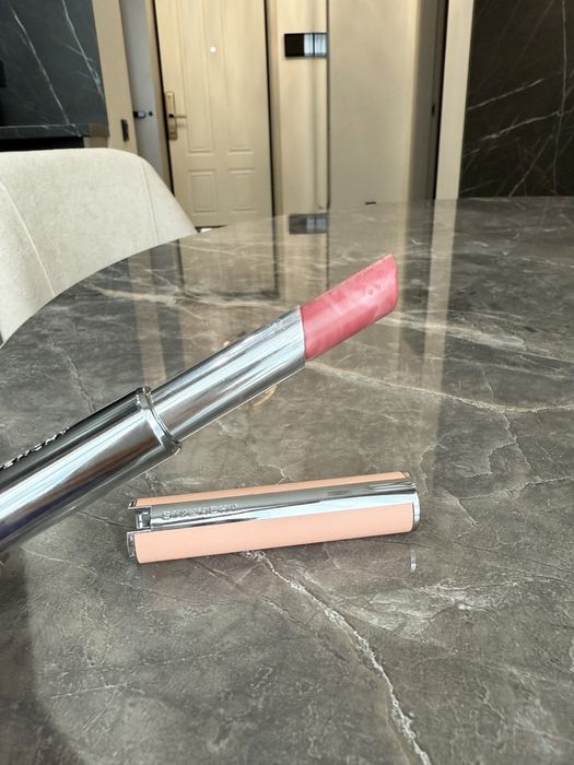 Givenchy помада новая оригинал 201