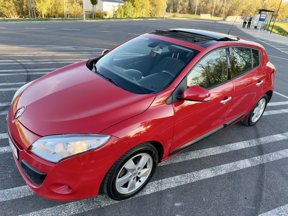 Renault Megane 1.6 Benzina an 2010
