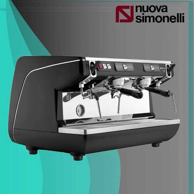 АРЕНДА нового комплекта кофемашины и кофемолки от "Nuova Simonelli"