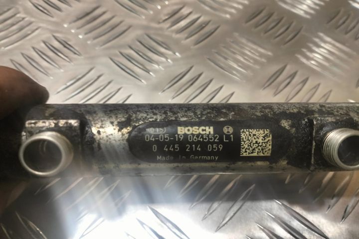 Rampa injectoare 0445214059 IVECO Daily a 4-a generatie seria