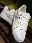 Adidasi Balmain .