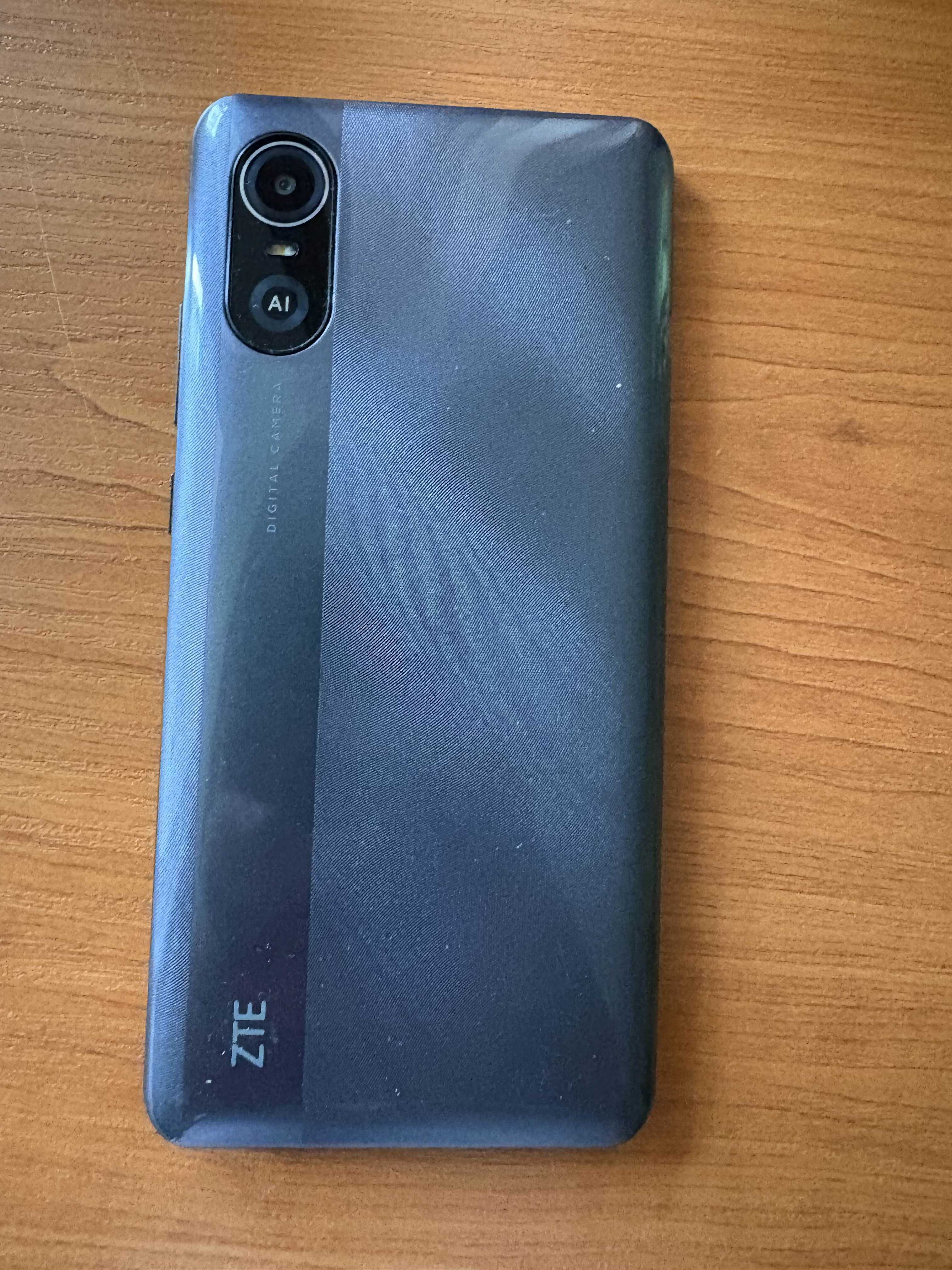Телефон ZTE Blade A31
