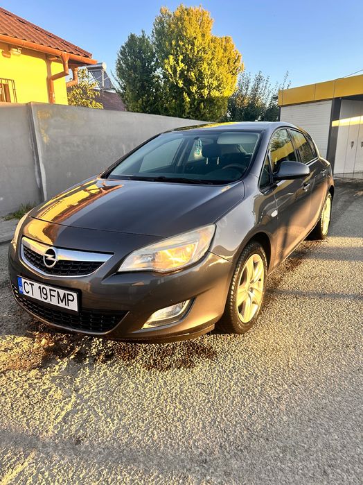 Astra J 2011 1.7 d