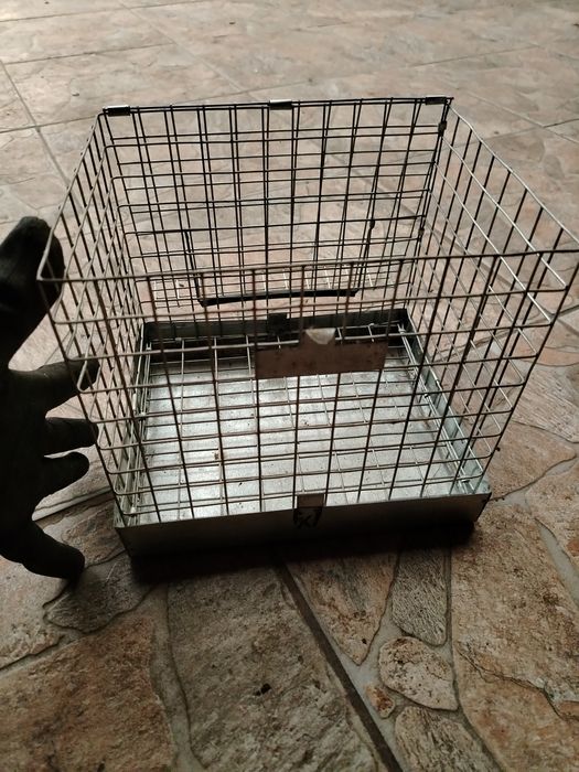 Colivie pentru transportul animalelor mici