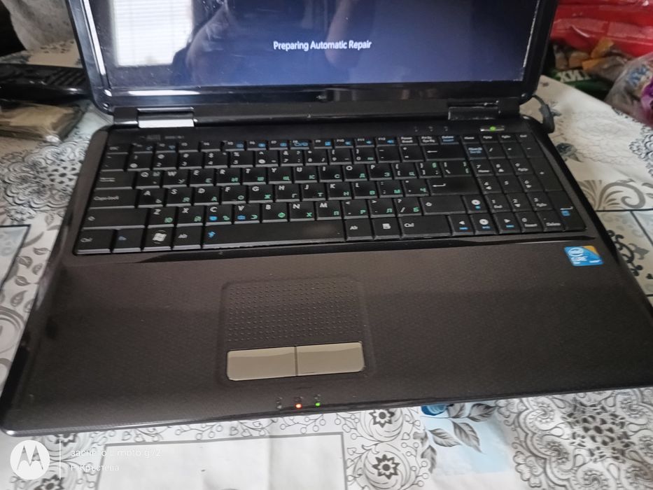 Лаптоп Asus 2007g.