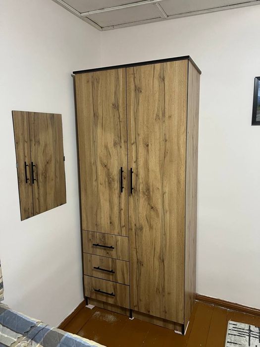 Krovat 2 kishilik. Kravat 1 kishilik. Shkaf. Kupeliy shkaf.