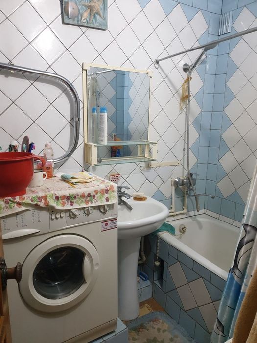 Ижарага уй берилади  чорсув жар  2 хона  400& лубойга