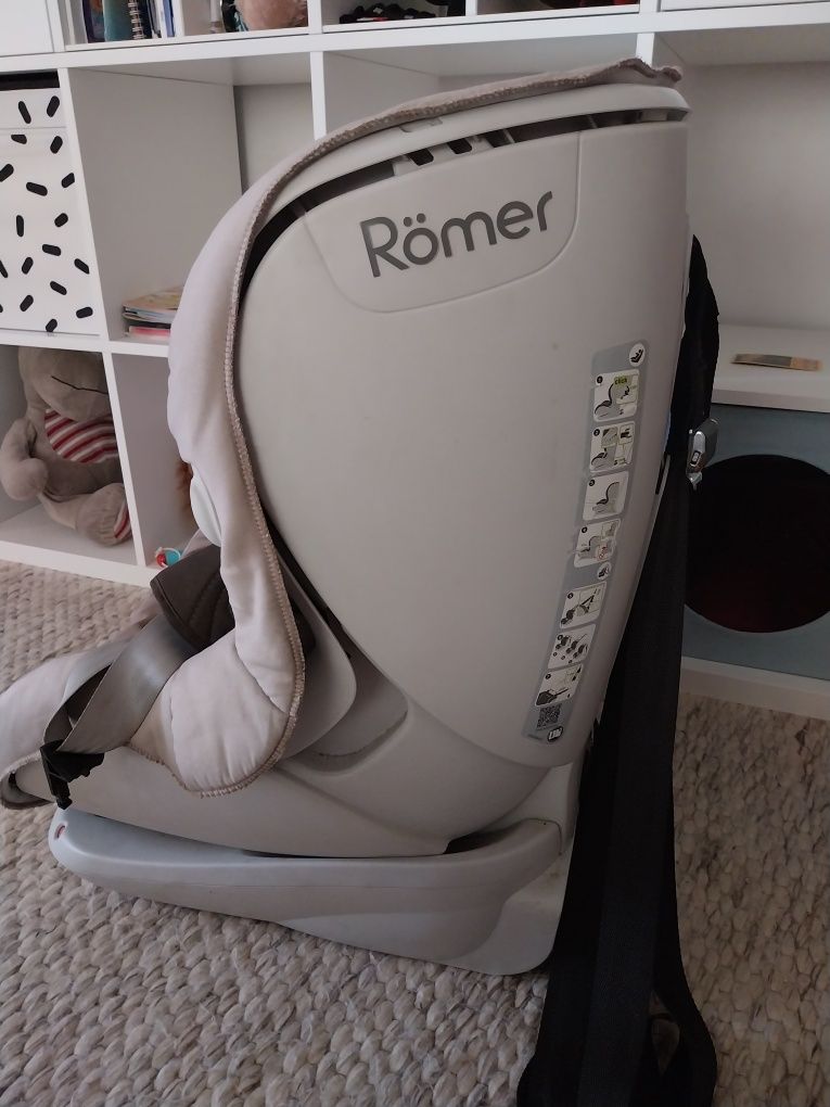Scaun auto copii Britax Romer Dualfix 0-5 ani