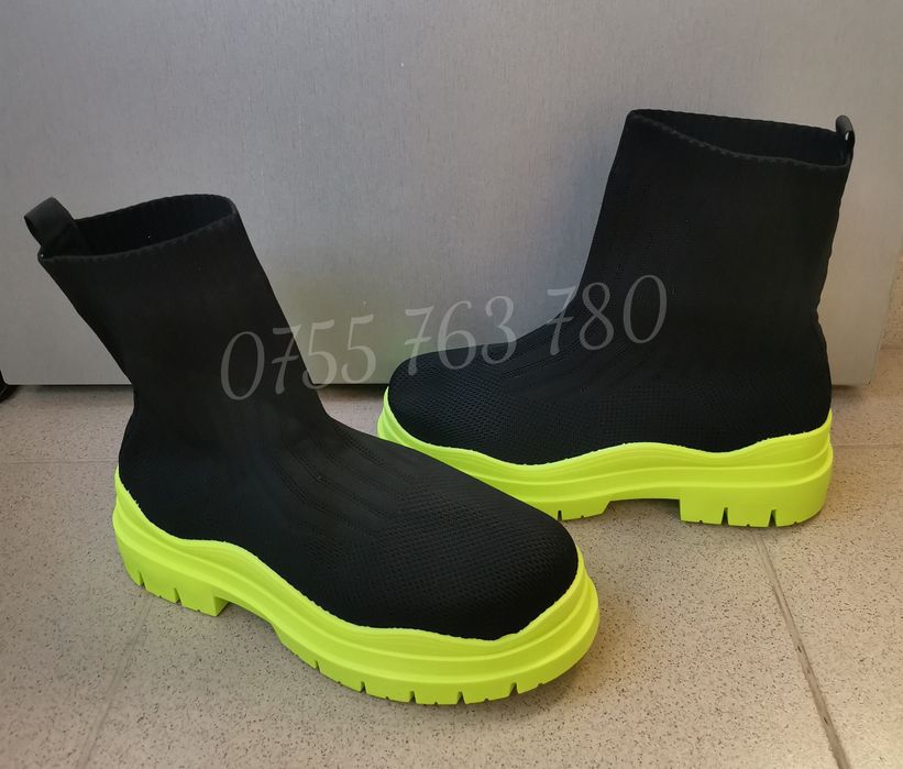 Ghete damă din material textil