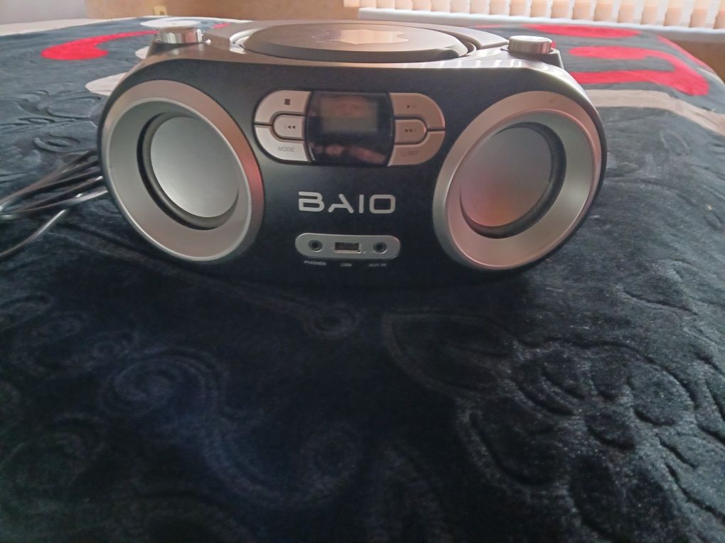Продавам мини аудио система BAIO