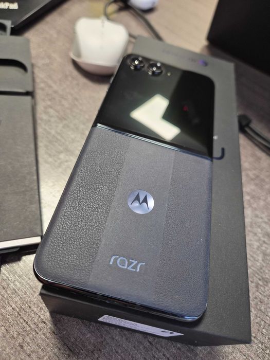 Motorola RAZR 50 ULTRA