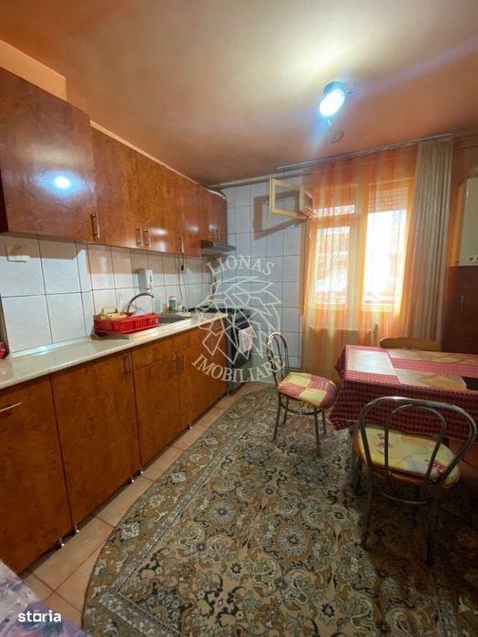 Apartament decomandat 100 mp-balcon-parcare-investitie-Dragos Voda