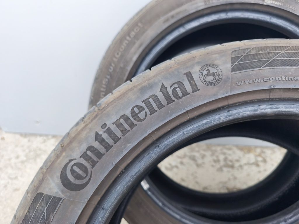 Летни гуми 235/45/17 2бр. Continental и 2бр. Dunlop