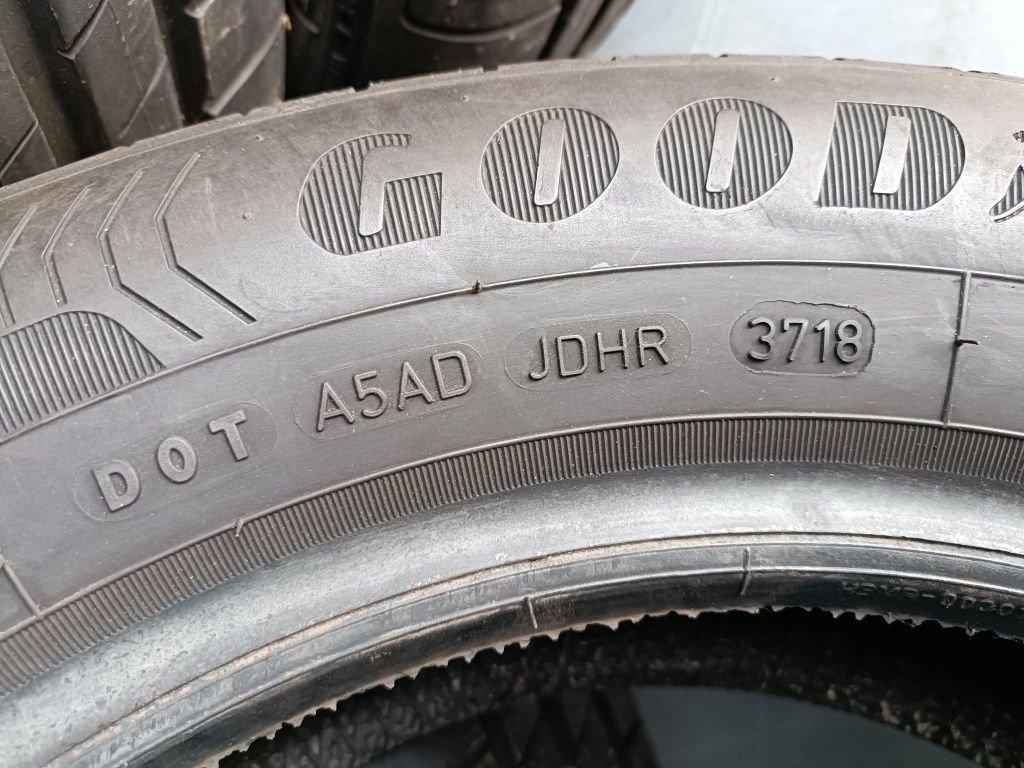 Cauciucuri GoodYear 185 65 15 ca noi.