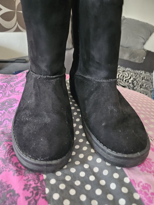 Cizme Ugg.    Big.   star