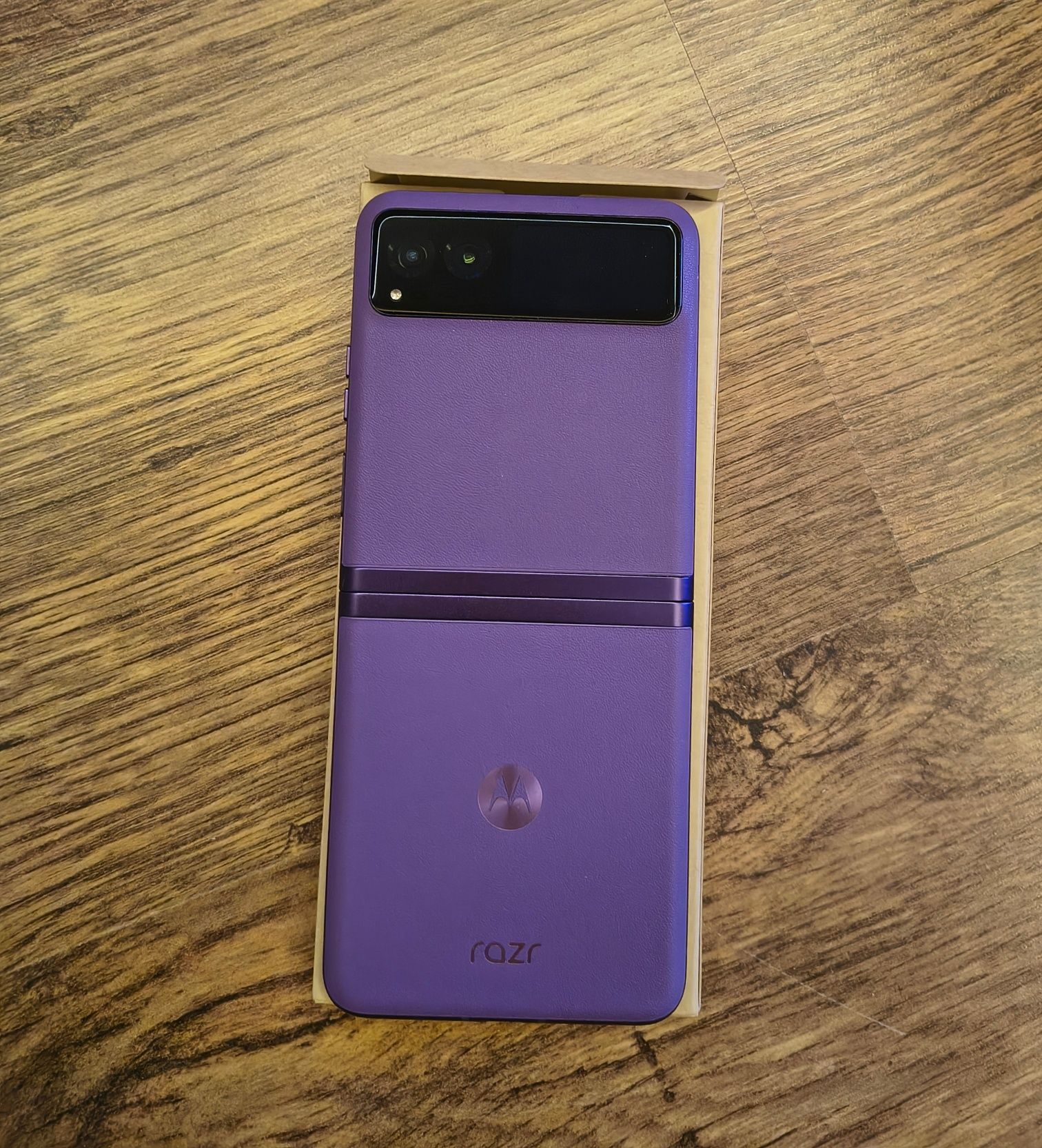 Motorola razr 40