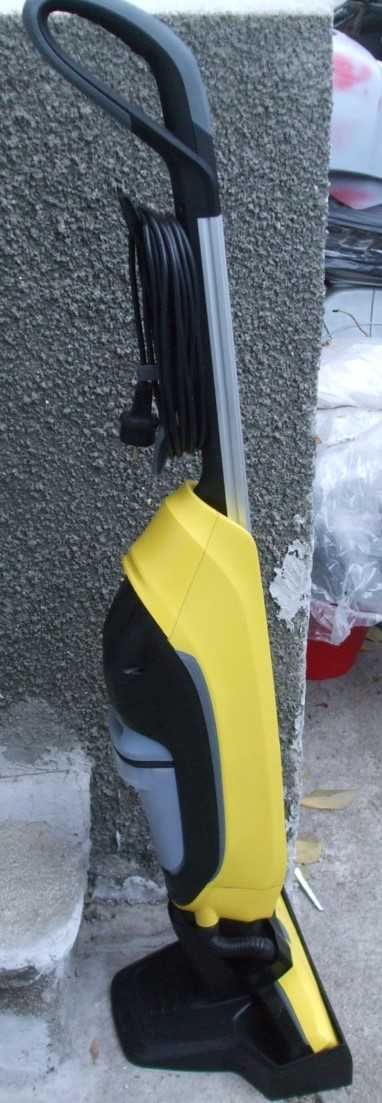 Karcher  aspirator umed uscat