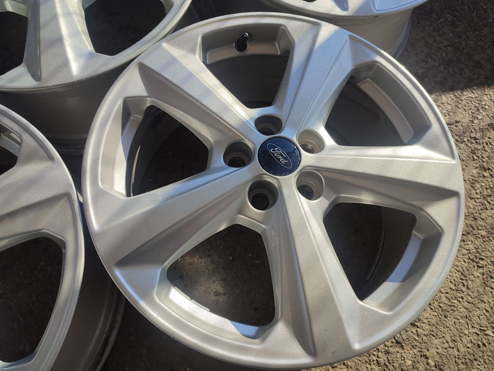 18" оригинални алуминиеви джанти за Ford Kuga...