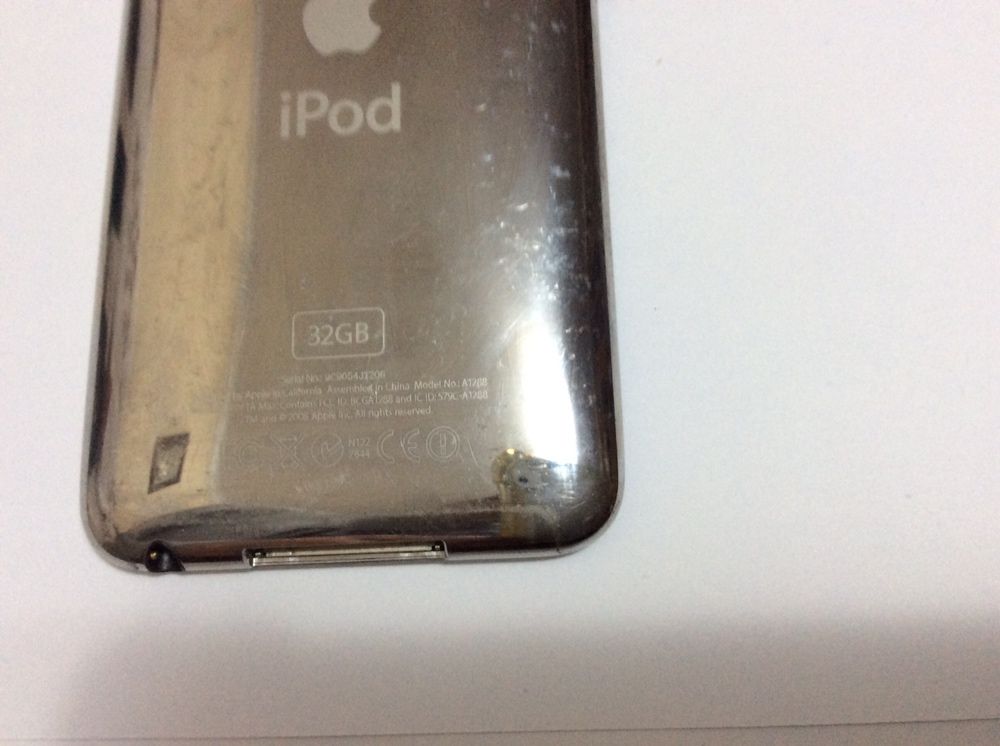Apple ipod The 2 gen A1288 32gb ,fara icloud