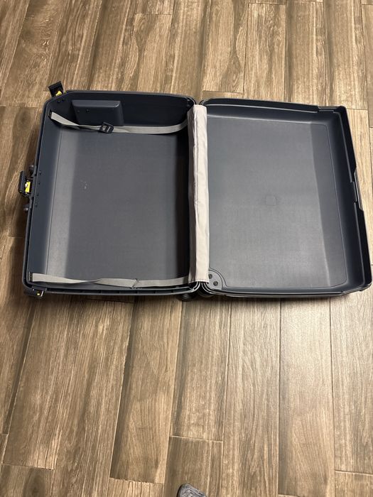 Troler Samsonite original – rezistent și practic