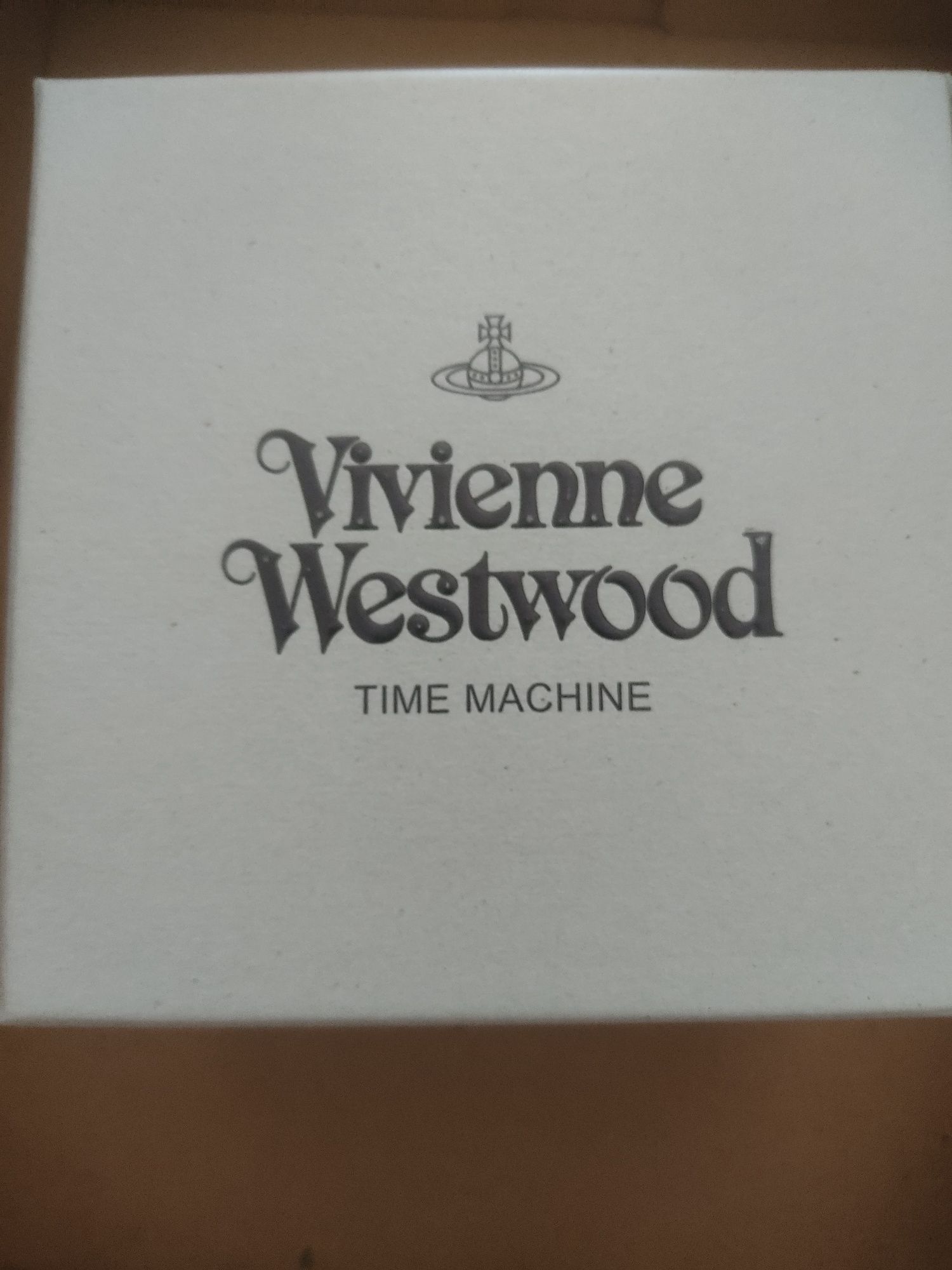 Дамски часовник Vivienne Westwood