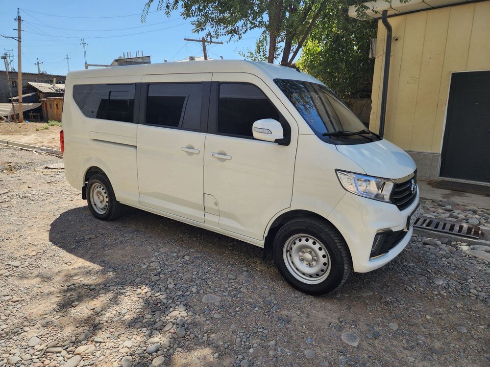 Mikravtobus changan