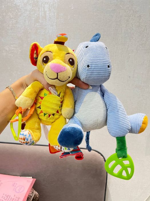 Фирменные игрушки для малышей