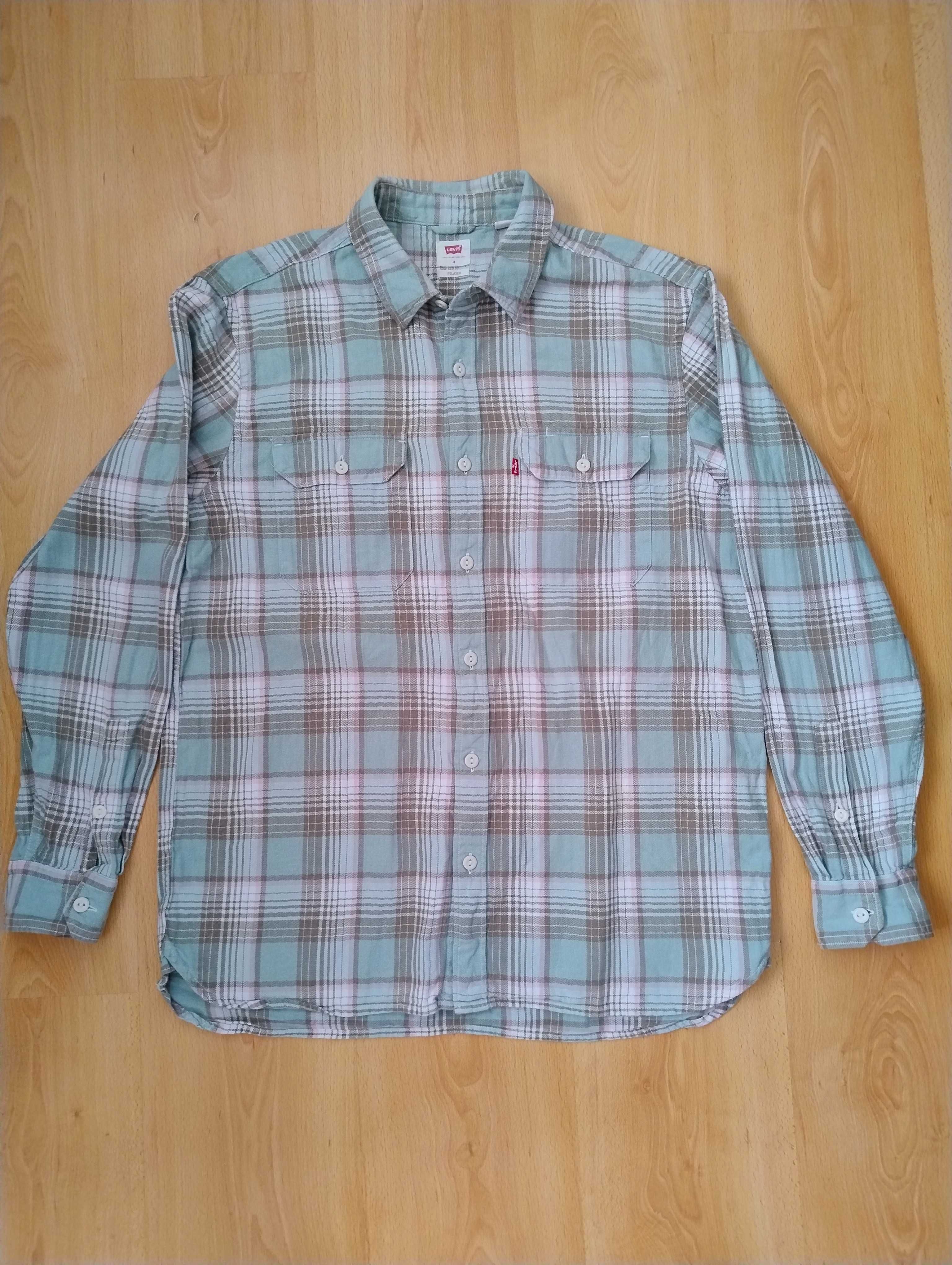 Carhartt - M,   Levi's - M, Replay - L, мъжки ризи