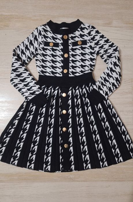 Рокличка за момиченце на 5-6 годинки