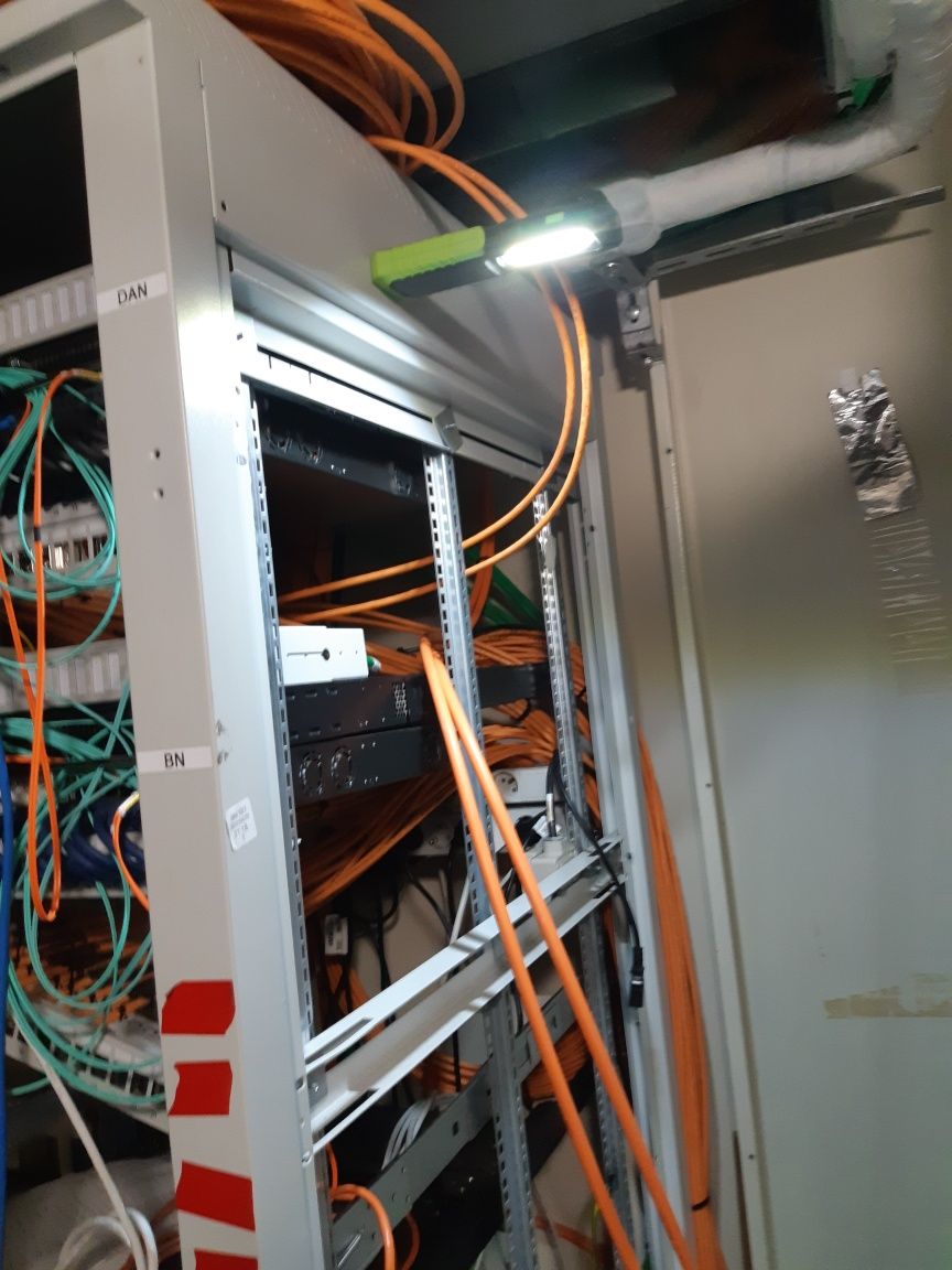 Servicii Instalatii Electrice si Automatizari