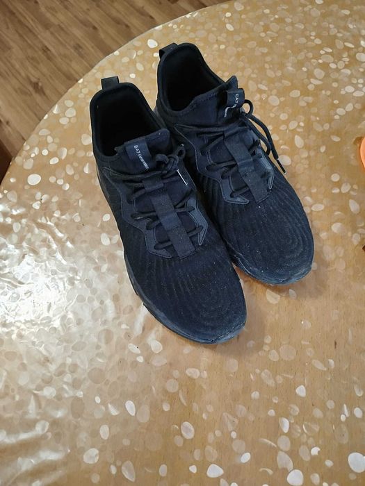 Мъжки оргинални маратонки