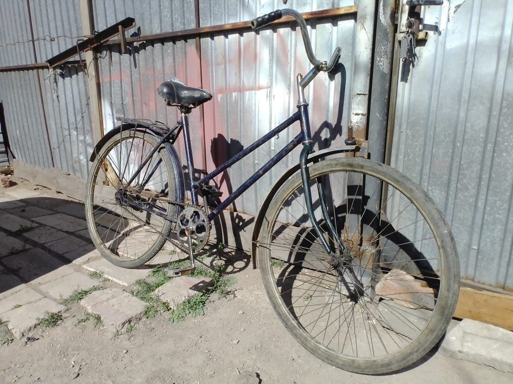 Продам  качественный Советский велосипед Урал