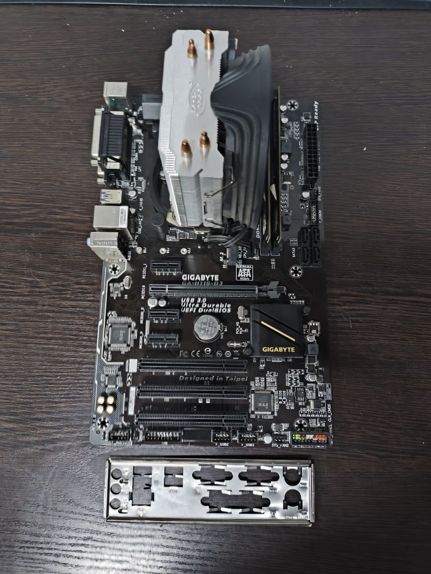 Gigabyte H110+i7 7700+32Gb