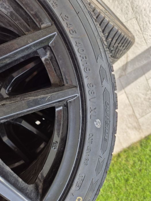 Anvelopa iarna 245/40R19 noua