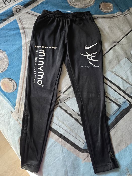 Долнище Найк слим